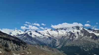 Wir wünschen eine schöne Sommerzeit